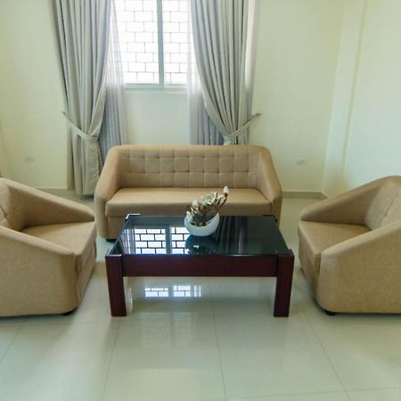 Miracle Residency Otel Kizhake Chālakudi Dış mekan fotoğraf
